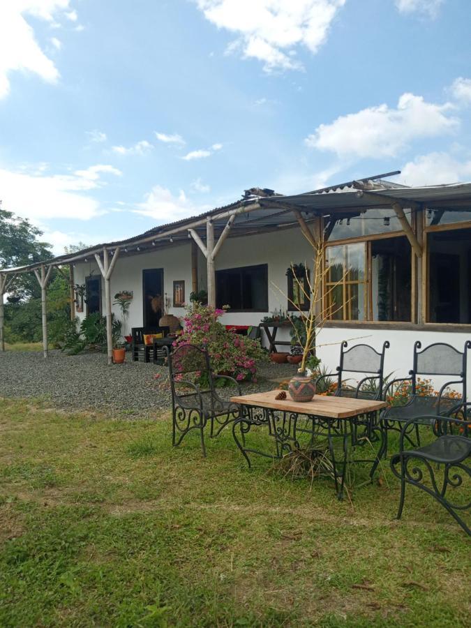 Villa Rancho De Juancho Pereira Exterior foto